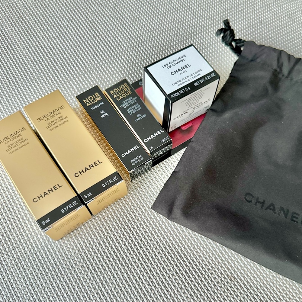 Chanel minis
